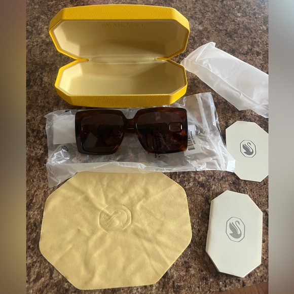 Swarovski Accessories - NWT Swarovski 52mm square Havana brown crystal sunglasses